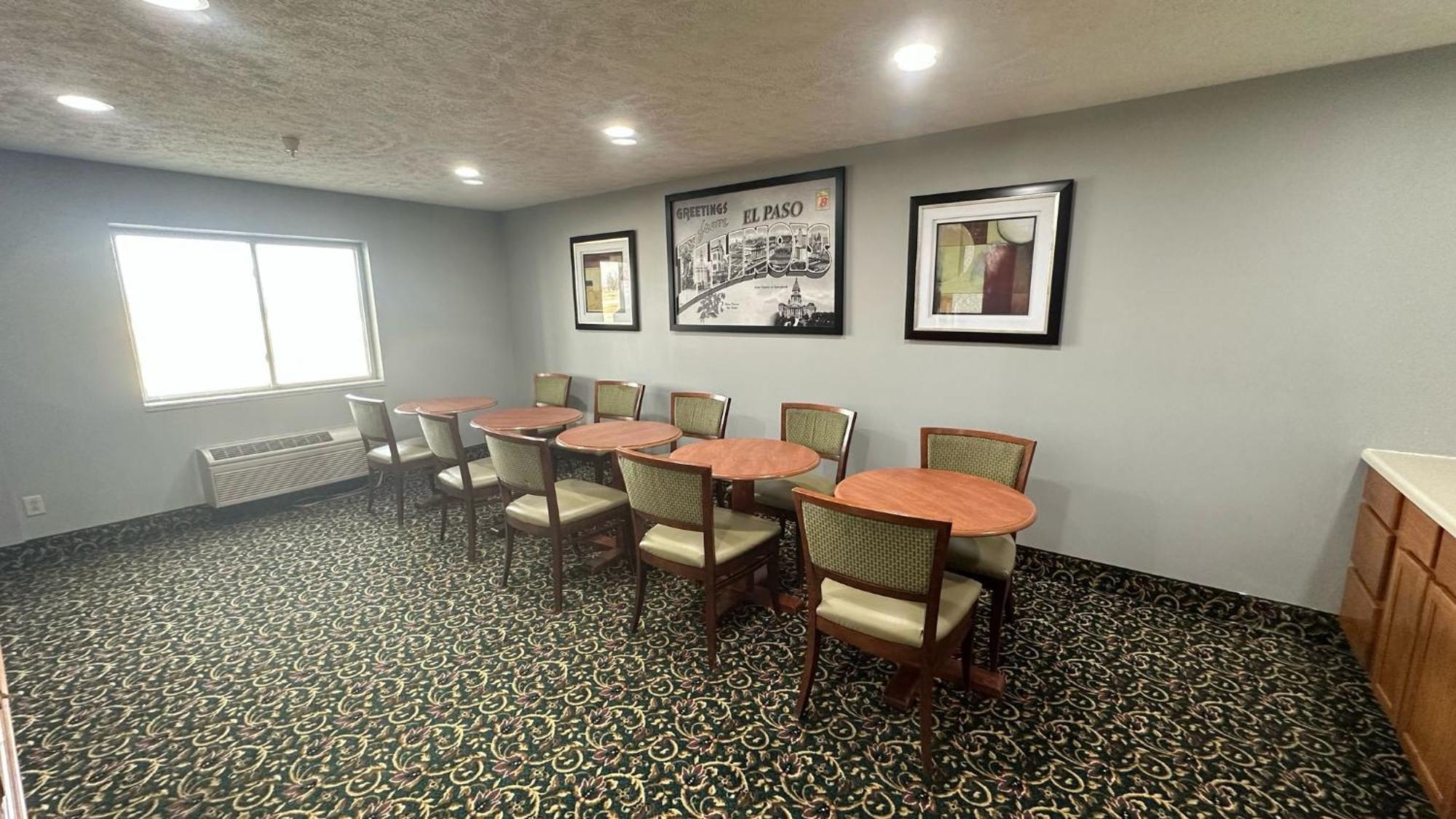 Burgundy Inn & Suites By Oyo El Paso 外观 照片