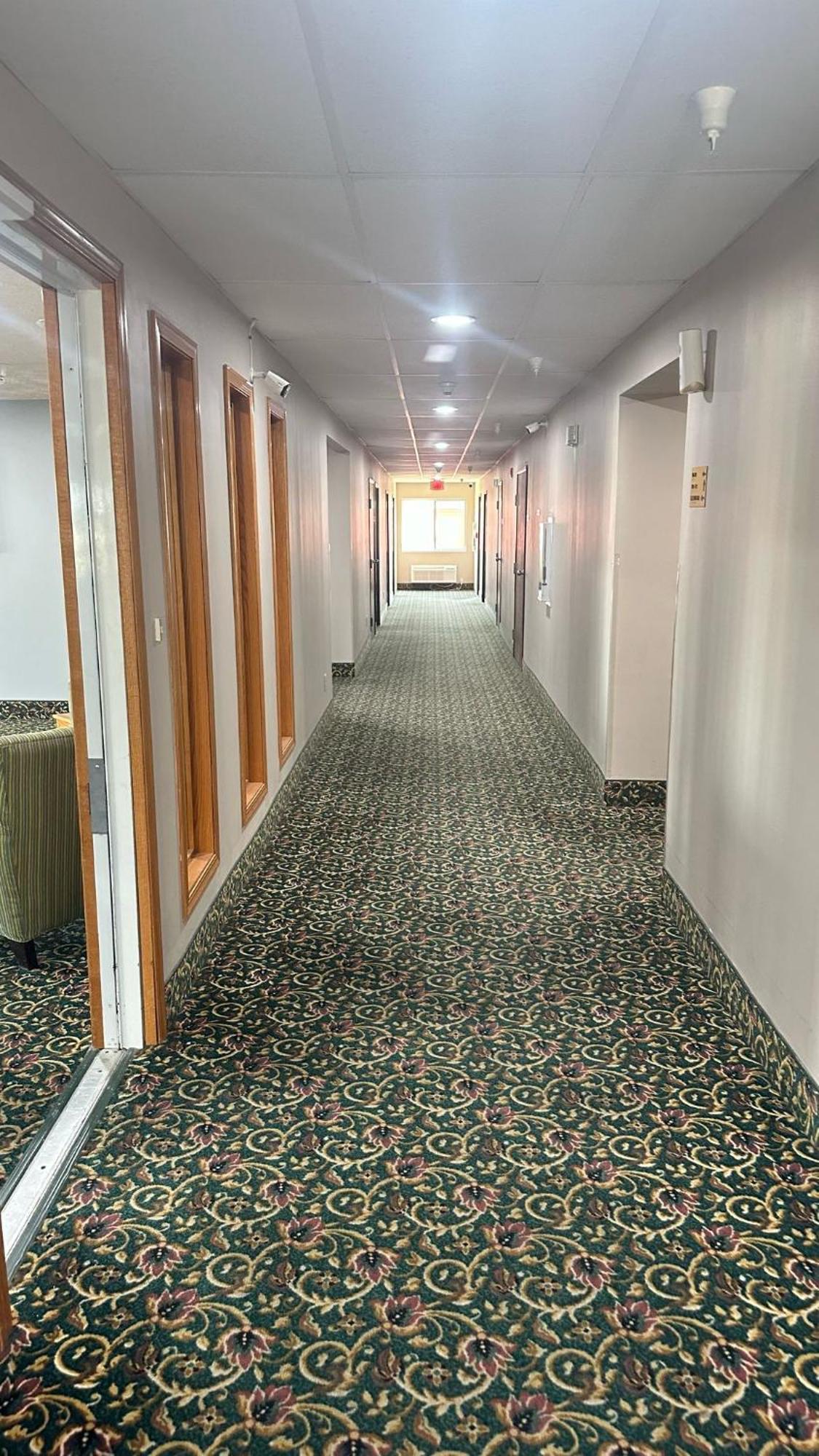 Burgundy Inn & Suites By Oyo El Paso 外观 照片